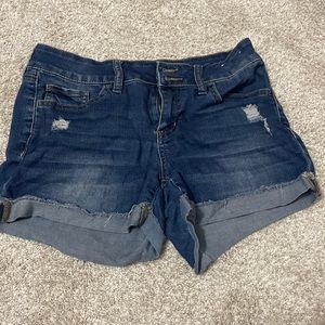 SO favorite jeans shorts, size medium (4,6). Supper stretchy and comfortable